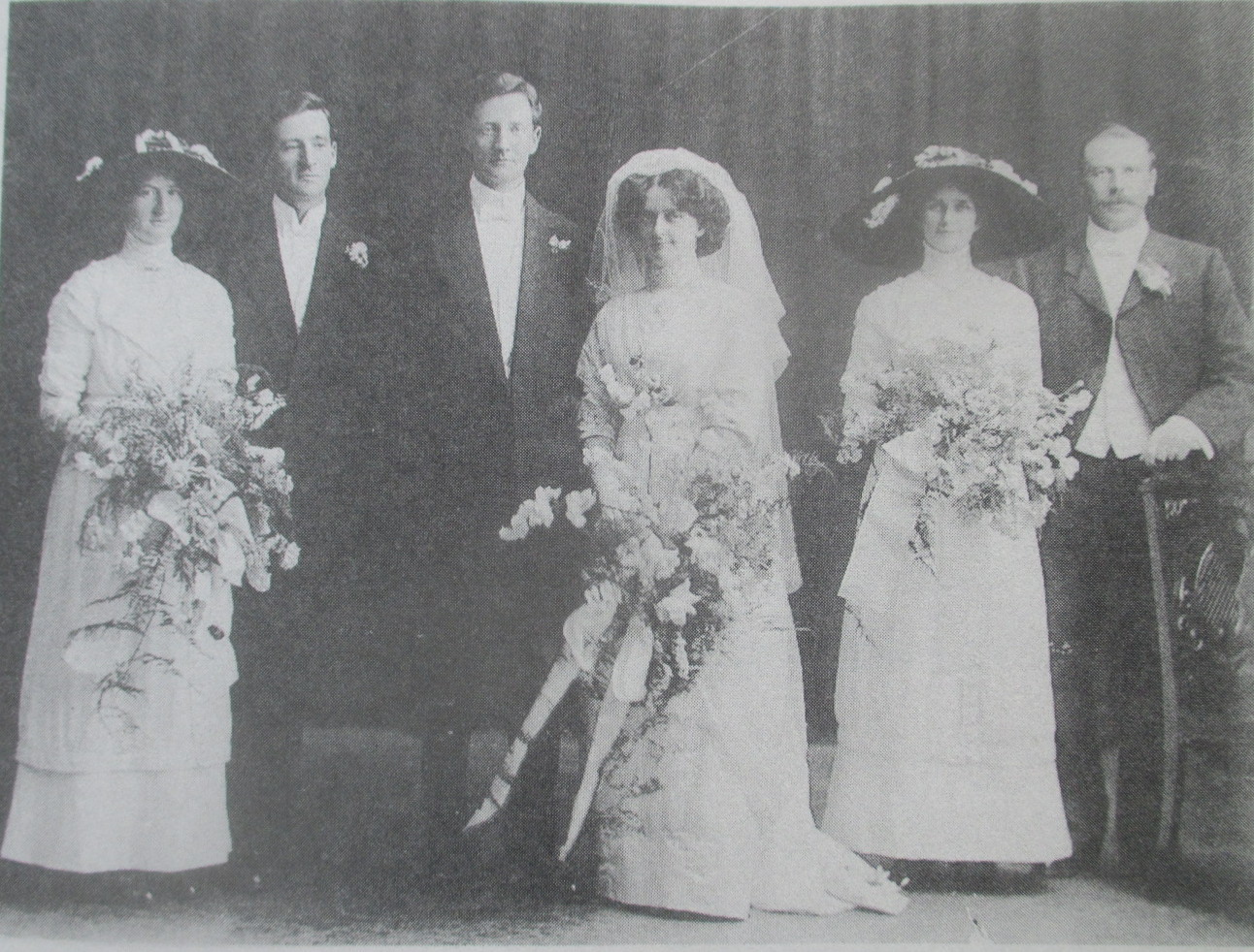 Gibson - Kelly wedding group 1912