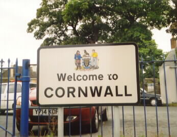 Welcome to Cornwall sign